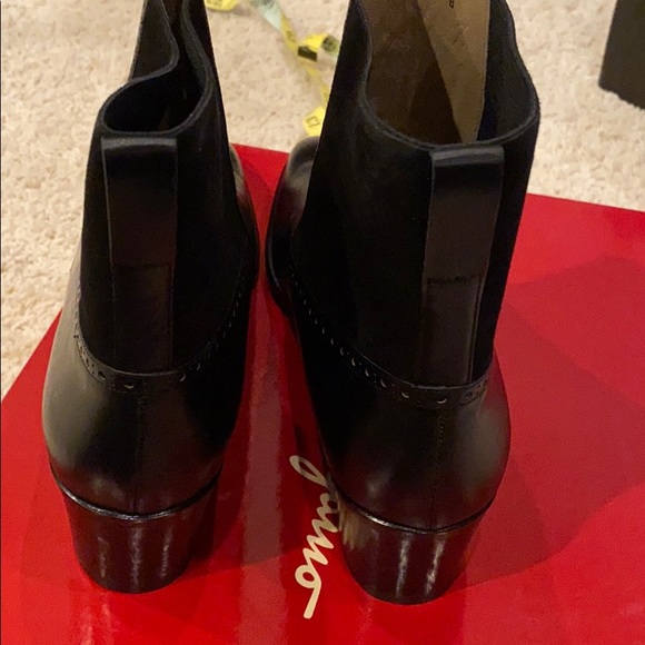 Black suede & leather SALVATORE FERRAGAMO booties - Picture 6 of 11